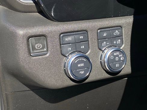 Used 2023 GMC Sierra 1500 SLT w/ SLT Premium Package image 11