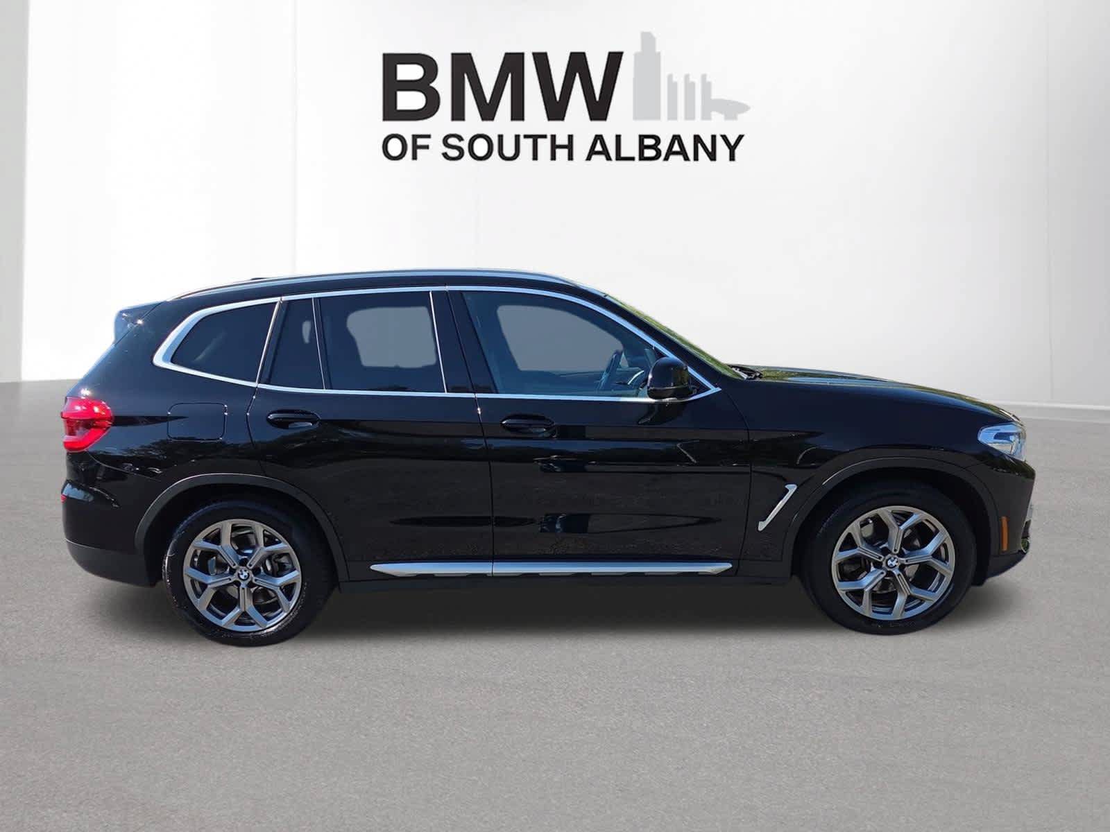 Used 2021 BMW X3 xDrive30i w/ Premium Package AWD/4WD image 2