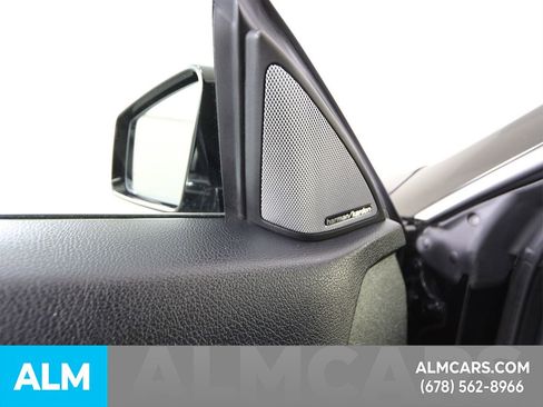 Used 2017 Mercedes-Benz E 400 4MATIC Coupe image 48