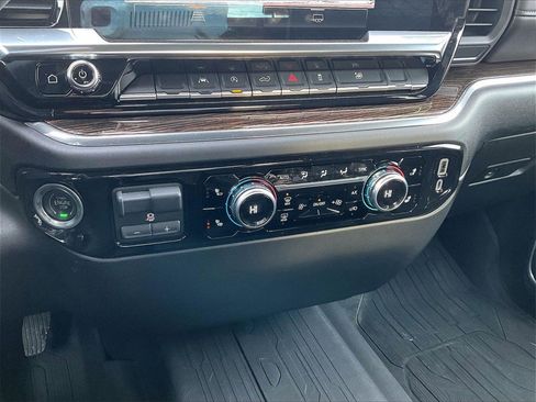 Used 2023 GMC Sierra 1500 Elevation image 24