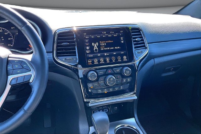 Used 2021 Jeep Grand Cherokee Laredo X AWD/4WD image 9