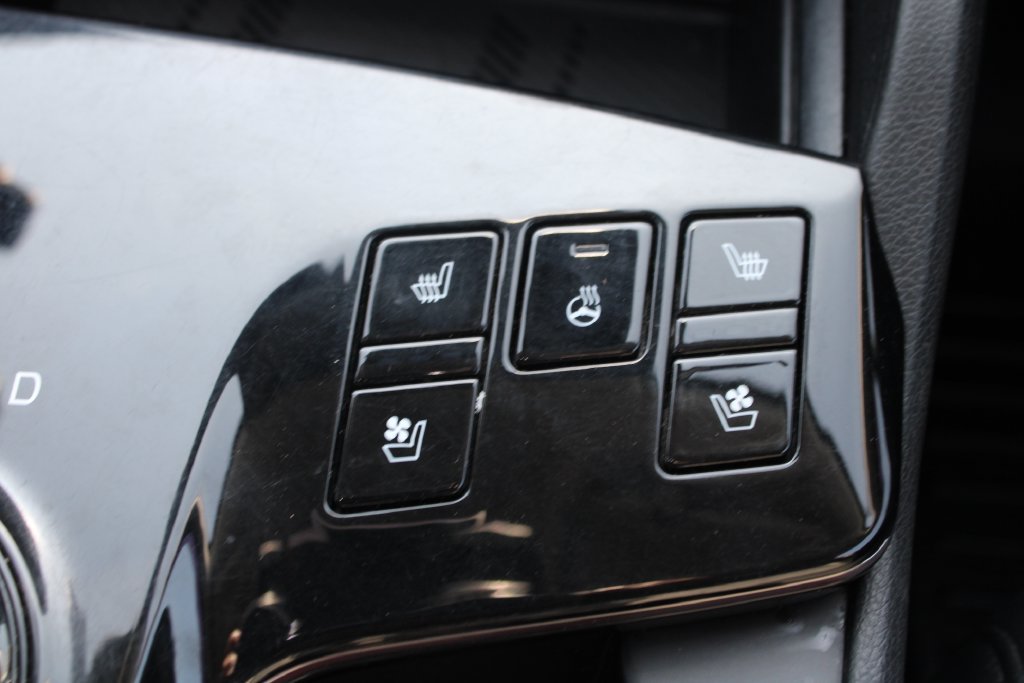 Used 2023 Kia Sportage SX Prestige AWD/4WD image 20