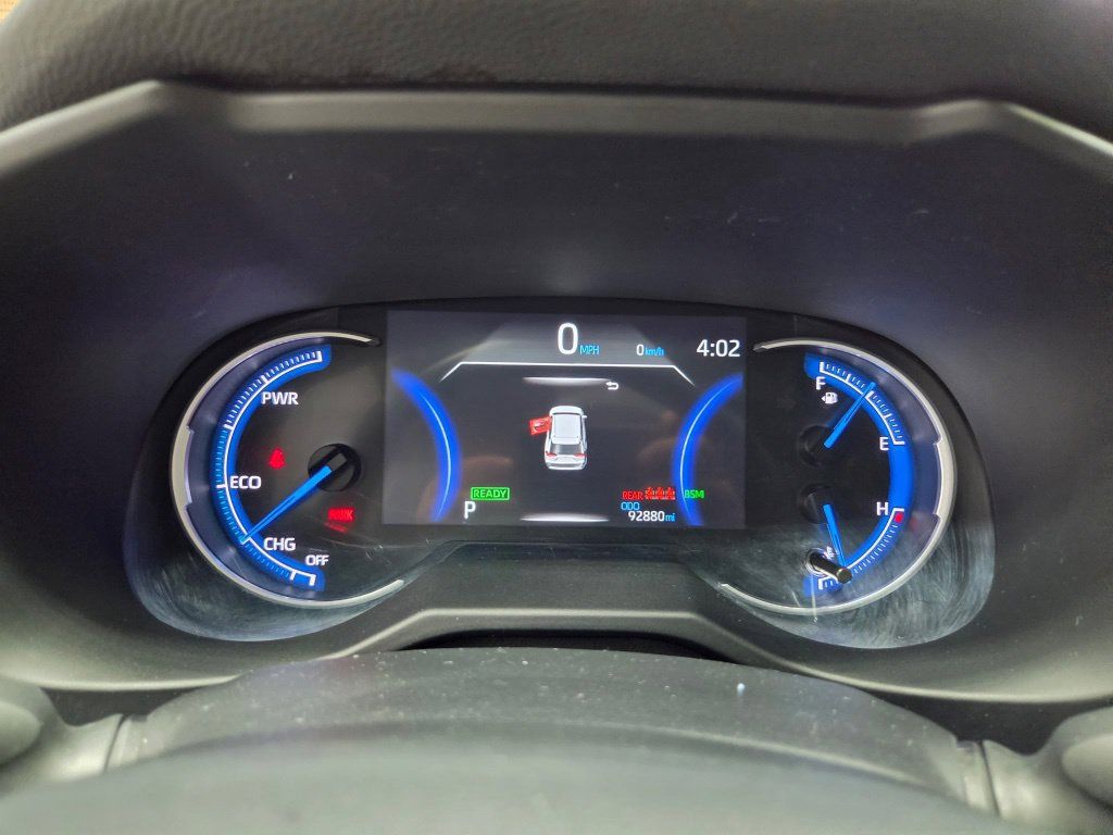 Used 2024 Toyota RAV4 XLE w/ Convenience Package AWD/4WD image 24
