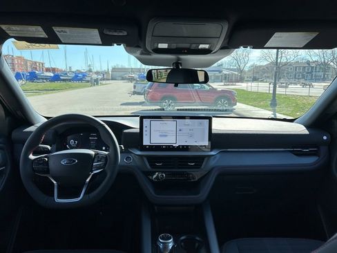 New 2026 Ford Explorer ST-Line AWD/4WD image 14