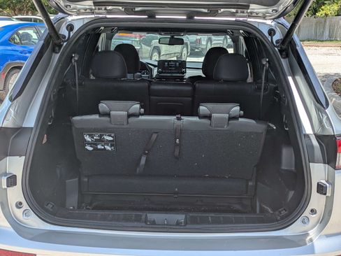 Used 2023 Mitsubishi Outlander SEL AWD/4WD image 12