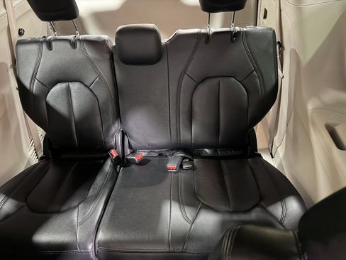 Used 2022 Chrysler Voyager LX w/ Fleet Security Group FWD image 24