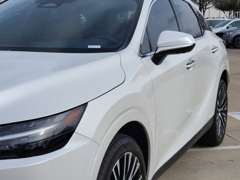 Certified 2025 Lexus RX 350 Premium Plus w/ Accessory Package (Z1) image 9