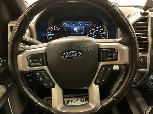 Used 2018 Ford F150 Platinum w/ Equipment Group 701A Luxury AWD/4WD image 14
