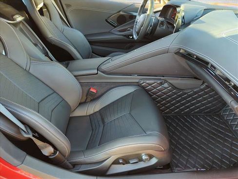 Used 2025 Chevrolet Corvette Z06 RWD image 17