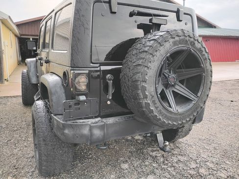 Used 2016 Jeep Wrangler Unlimited Sport w/ Quick Order Package 24S image 4