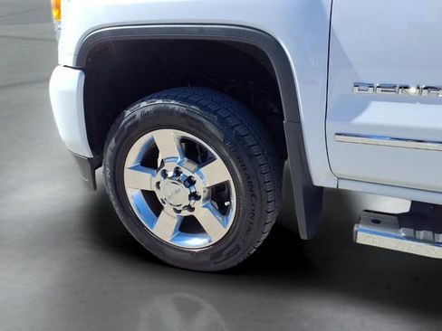 Used 2016 GMC Sierra 2500 Denali image 22