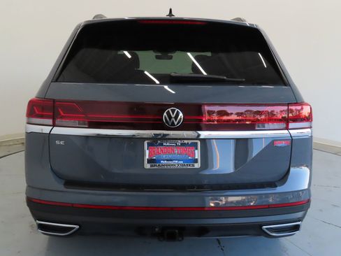 Used 2026 Volkswagen Atlas SE FWD image 4