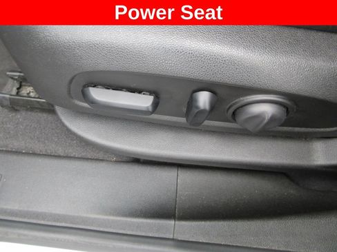 Certified 2020 Chevrolet Equinox LT FWD image 26