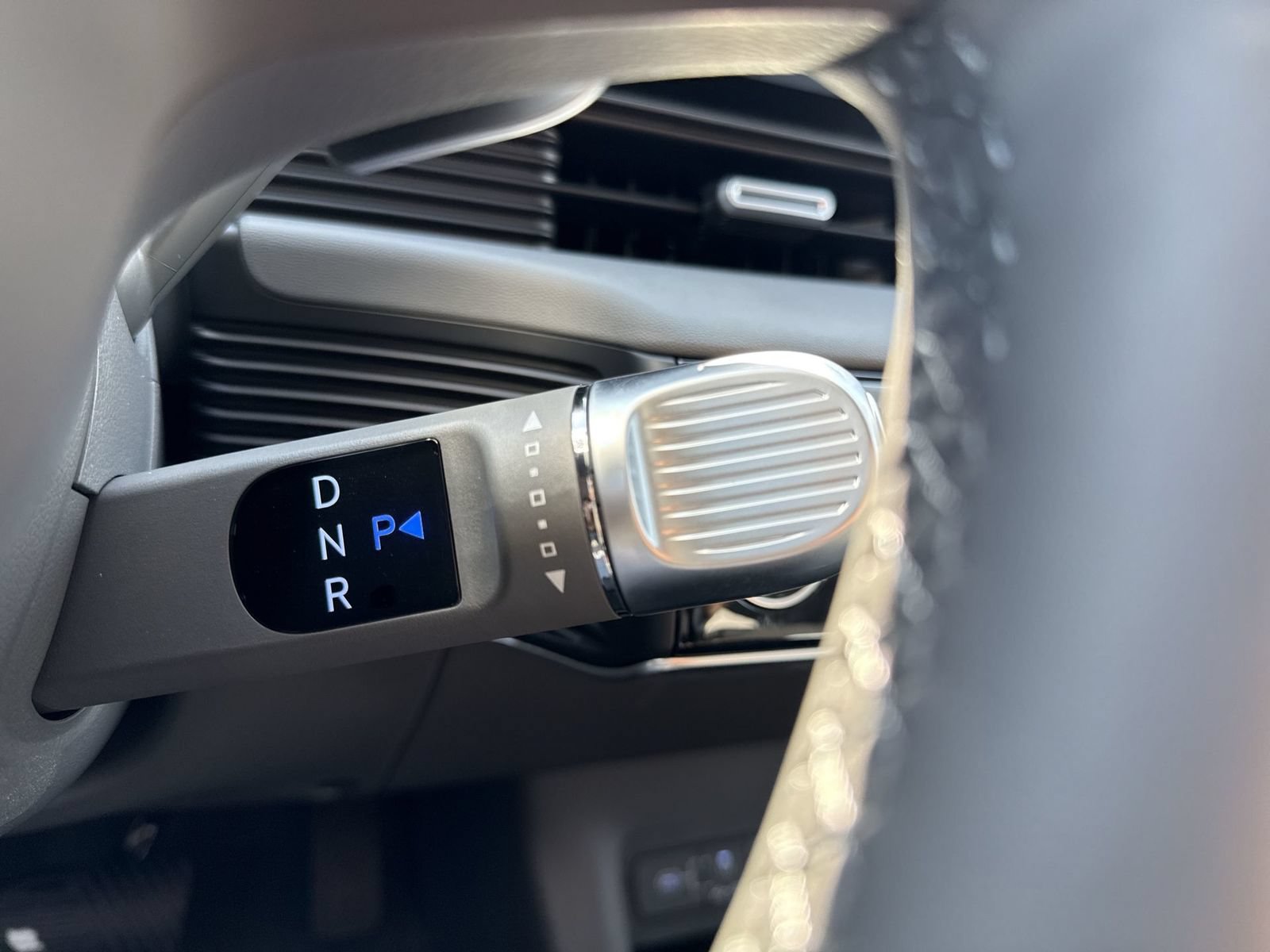 New 2026 Hyundai Ioniq 5 SE AWD/4WD image 21