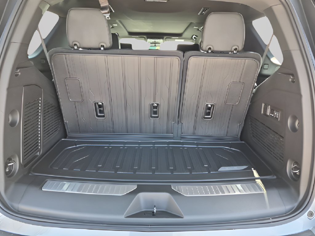 New 2026 GMC Yukon Denali w/ Denali Reserve Package AWD/4WD image 41