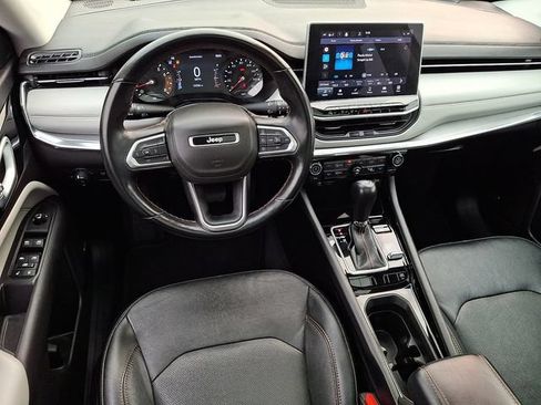 Used 2022 Jeep Compass Limited w/ Sun and Sound Group AWD/4WD image 2