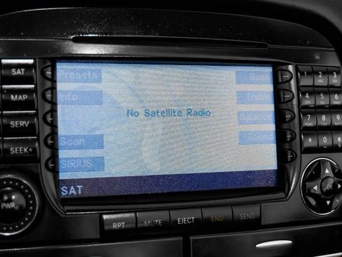 Used 2005 Mercedes-Benz SL 600 image 23