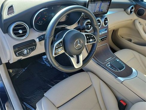 Used 2022 Mercedes-Benz GLC 300 4MATIC w/ Driver Assistance Package image 17