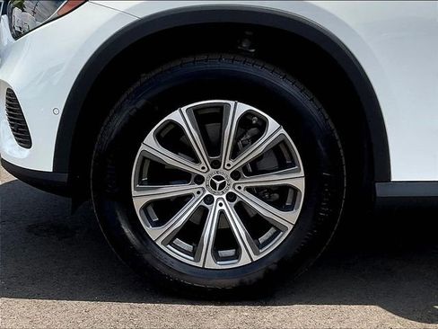 Certified 2023 Mercedes-Benz GLC 300 4MATIC image 36