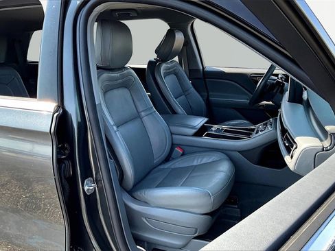 Used 2020 Lincoln Aviator Reserve image 7