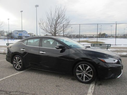 Used 2019 Nissan Maxima 3.5 SV w/ Floor Mat Group image 9