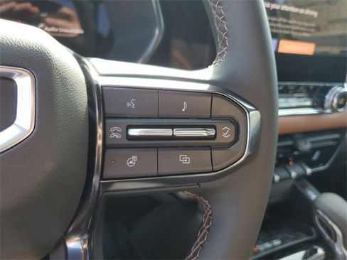 New 2025 GMC Canyon AT4 w/ Nightfall Edition image 28