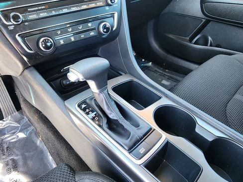 Used 2019 Kia Optima LX FWD image 22