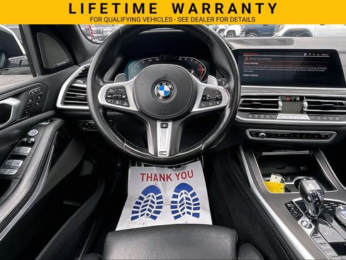Used 2021 BMW X7 xDrive40i w/ M Sport Package AWD/4WD image 5