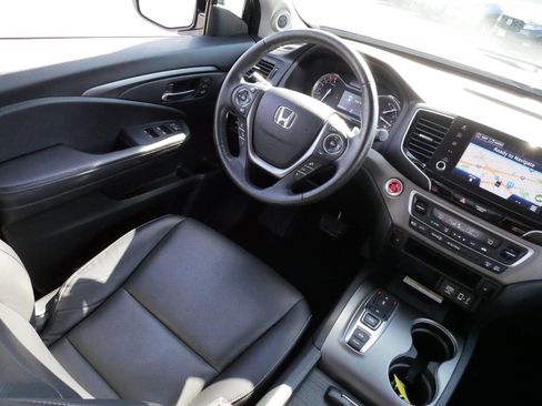 Used 2023 Honda Ridgeline RTL-E image 9