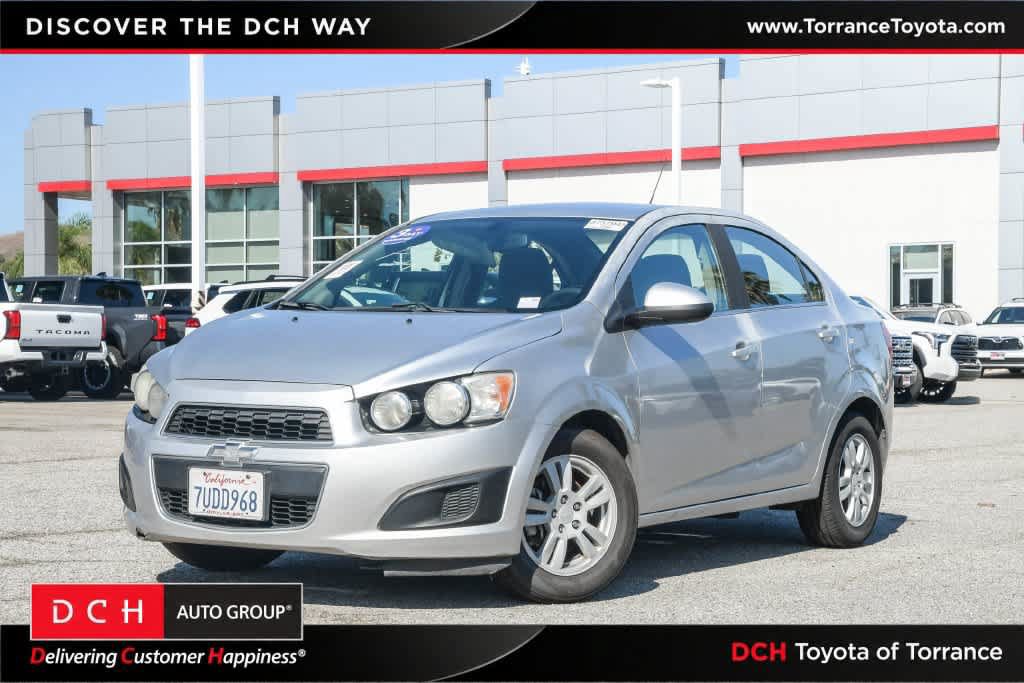 Used 2016 Chevrolet Sonic LT FWD image 1
