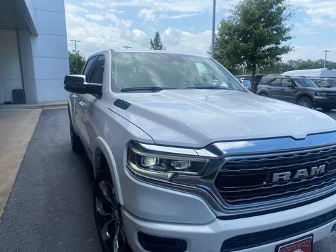 Used 2024 RAM 1500 Limited AWD/4WD image 10