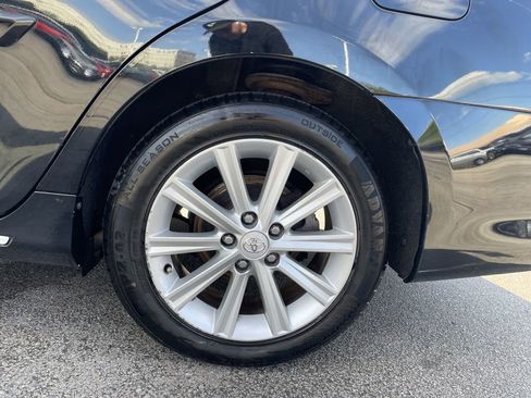 Used 2012 Toyota Camry XLE w/ Convenience Pkg FWD image 10