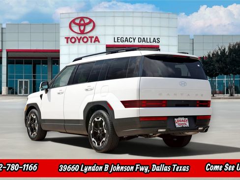 Used 2024 Hyundai Santa Fe SEL FWD image 7