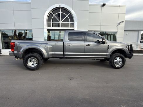 Used 2022 Ford F350 Lariat w/ Lariat Ultimate Package image 7