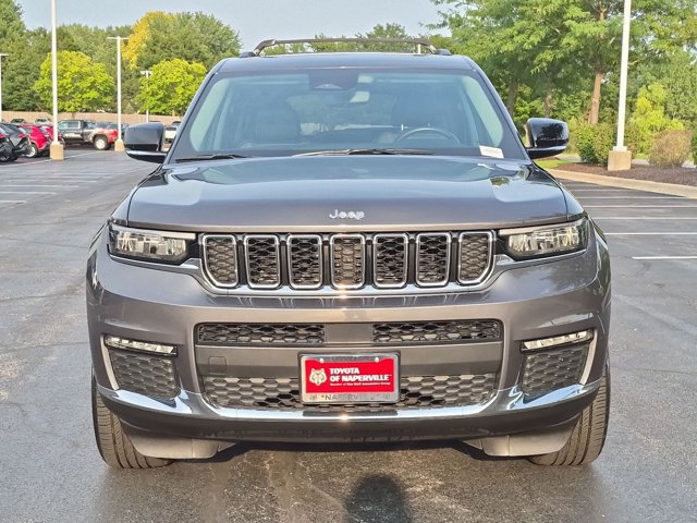 Used 2022 Jeep Grand Cherokee L Limited AWD/4WD image 5