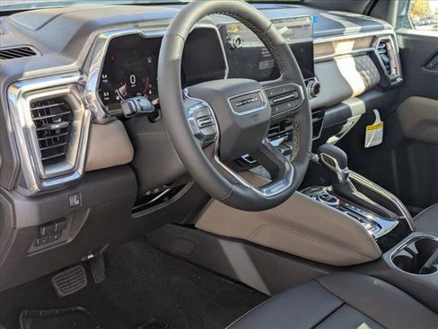 New 2026 GMC Canyon Denali image 9