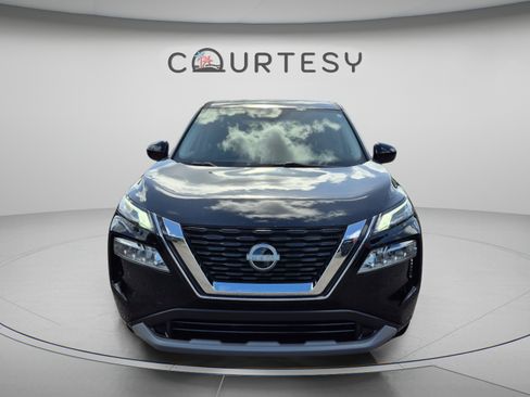 Certified 2023 Nissan Rogue SV FWD image 10