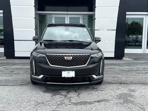 Certified 2023 Cadillac XT6 Premium Luxury w/ Technology Package AWD/4WD image 2