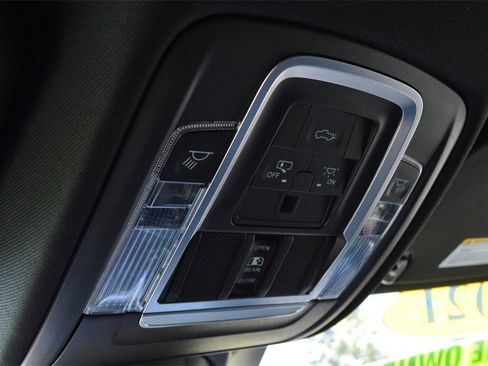 Used 2021 RAM 1500 Laramie w/ Sport Appearance Package image 26