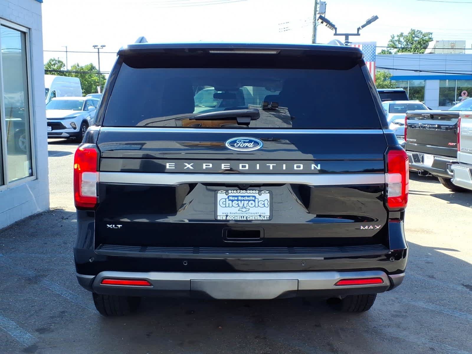 Used 2024 Ford Expedition Max XLT AWD/4WD image 5