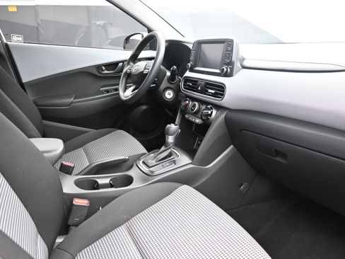 Used 2021 Hyundai Kona SE FWD image 26