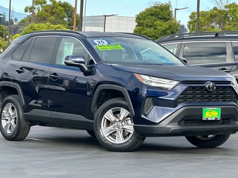 Used 2025 Toyota RAV4 XLE FWD image 2