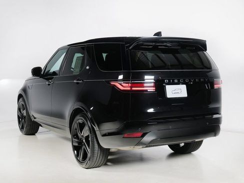 Certified 2025 Land Rover Discovery Dynamic SE AWD/4WD image 32