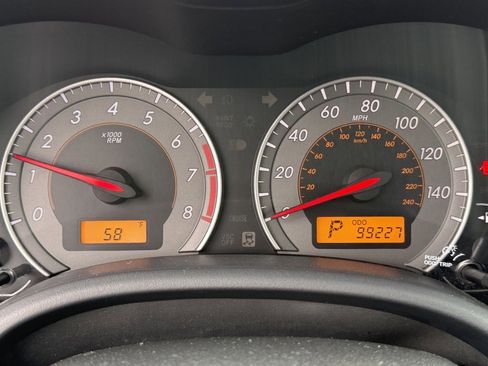 Used 2010 Toyota Corolla S image 22