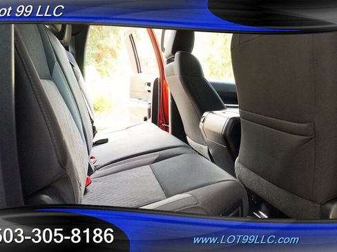 Used 2016 Toyota Tundra SR5 w/ TRD Off Road Package AWD/4WD image 16