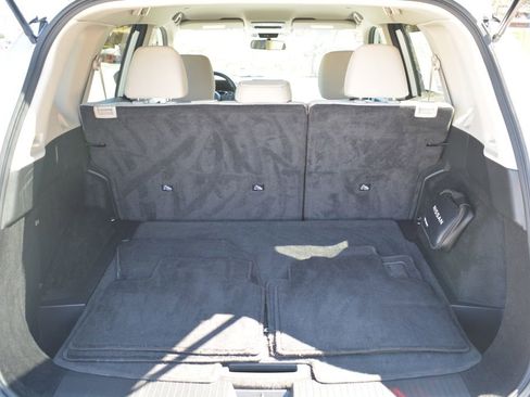 Used 2023 Nissan Rogue SV image 21