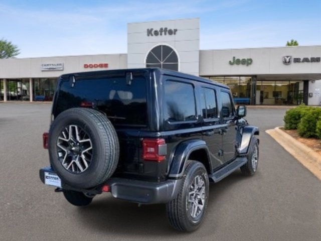 New 2026 Jeep Wrangler Unlimited Sahara AWD/4WD image 6