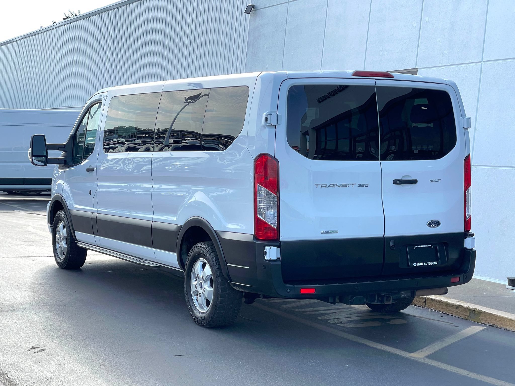 Used 2021 Ford Transit 350 XLT RWD image 5