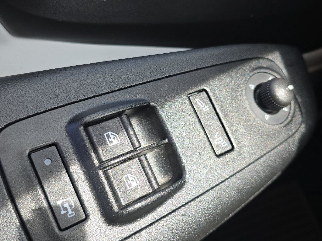 Used 2025 RAM ProMaster 2500 w/ Convenience Group FWD image 27