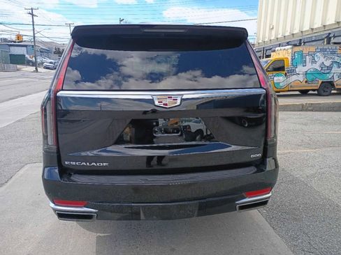 Used 2023 Cadillac Escalade ESV Luxury AWD/4WD image 6